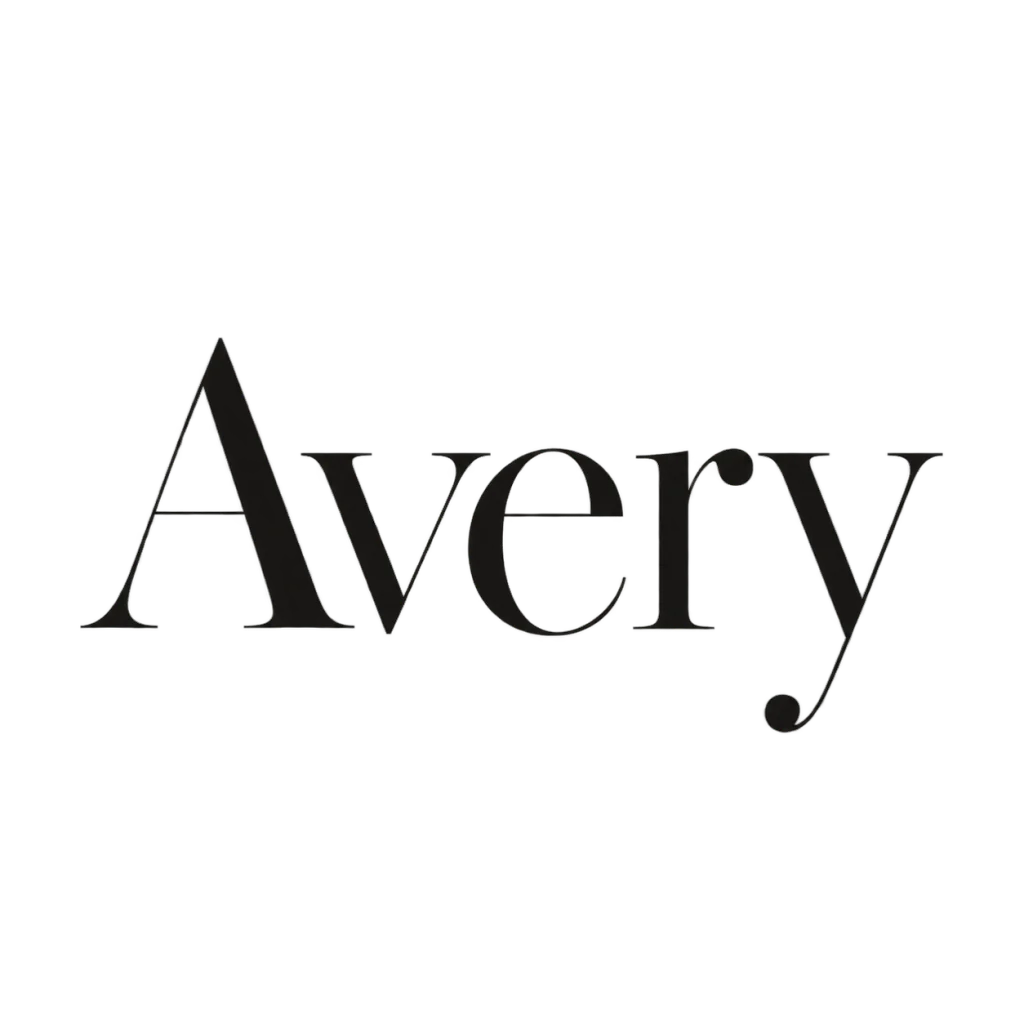 Avery: A quiet signature with room to breathe.